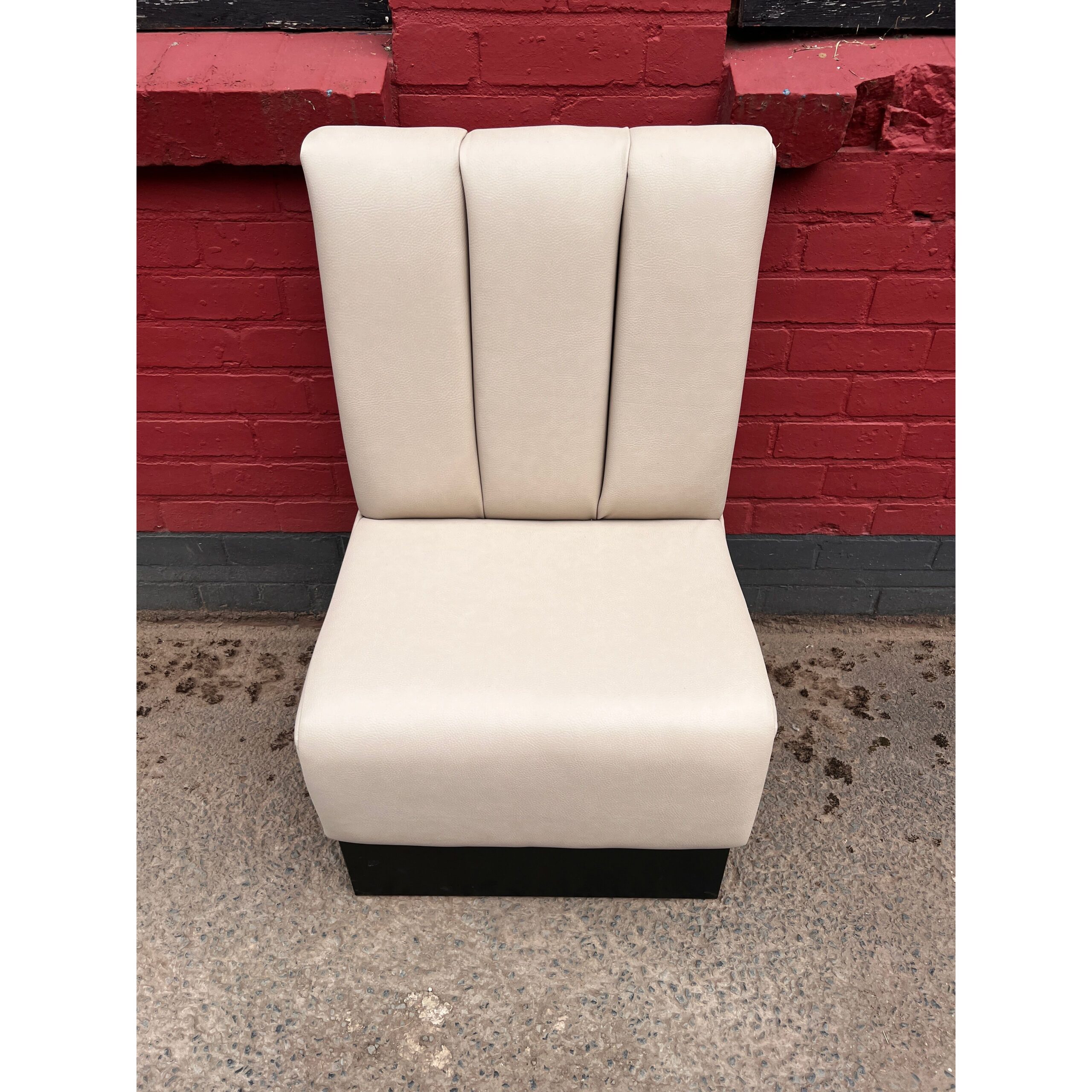 Booth Seating - Image 5